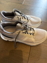 Load image into Gallery viewer, 11 On Cloud White & Gray Sneakers
