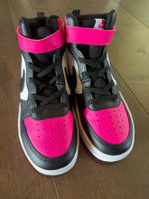Load image into Gallery viewer, NIKE 3 Shoes/Boots