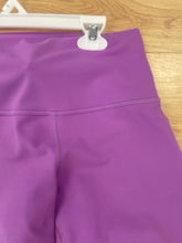 Load image into Gallery viewer, Size S/M Lululemon Purple Solid Workout
