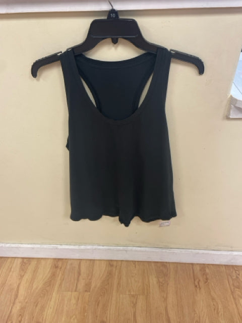 Size M/L Lululemon Black Solid Shirt