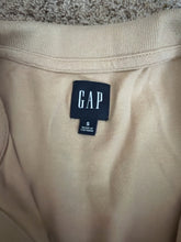 Load image into Gallery viewer, Size S Gap Khaki Misc. Tops
