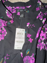 Load image into Gallery viewer, Size 1X INC Black Floral Shirt
