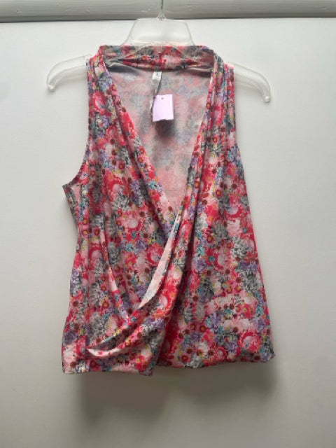 Size 8 Lululemon Pink Floral Shirt