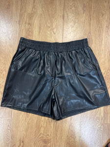 Size 0X Shein Black Leather Solid Shorts