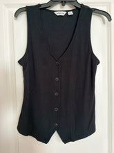Load image into Gallery viewer, Size M Lands End Black Ribbed knit Tank Top
