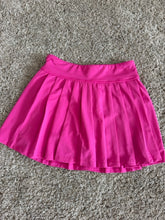 Load image into Gallery viewer, 12 90 degree Skort
