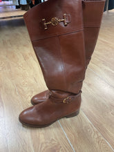 Load image into Gallery viewer, 9 Tory Burch Brown Boots
