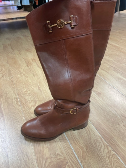 9 Tory Burch Brown Boots