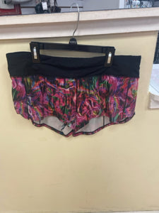 Size 8 Lululemon Multi-Color Design Workout