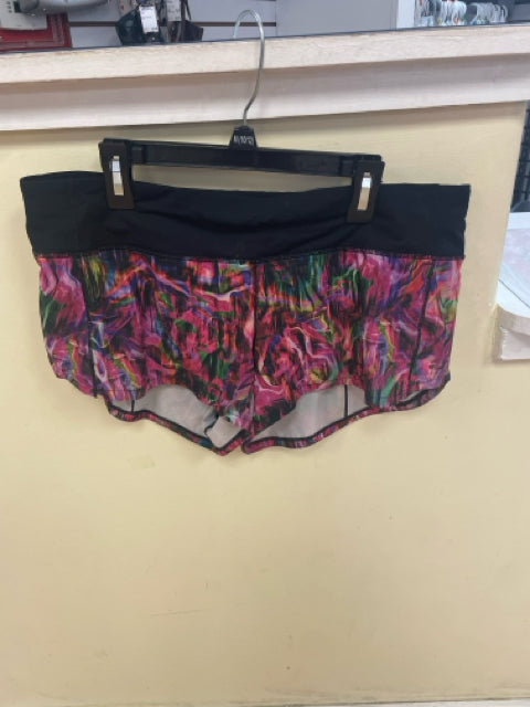 Size 8 Lululemon Multi-Color Design Workout