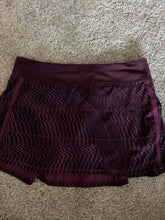 Load image into Gallery viewer, Size 12 Lululemon Plum Design Workout
