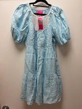 Load image into Gallery viewer, Size 6 Lilly pulitzer Blue Linen Dress

