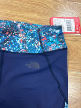 Load image into Gallery viewer, Size M The North Face Blue Solid Workout
