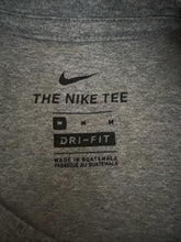 Load image into Gallery viewer, NIKE 18 Shirt
