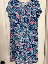 Load image into Gallery viewer, Size M Pappagallo Blue Floral Dress
