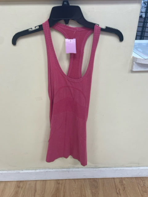 Size M/L Lululemon Pink Solid Workout