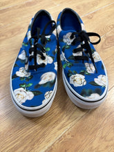 Load image into Gallery viewer, 7.5 Vans Blue Floral Sneakers
