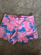 Load image into Gallery viewer, Size 4 Lilly pulitzer Blue Pineapple Print Shorts
