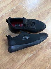 Load image into Gallery viewer, 7.5 Skechers Black Sneakers
