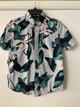 Load image into Gallery viewer, 10 Volcom Shirt
